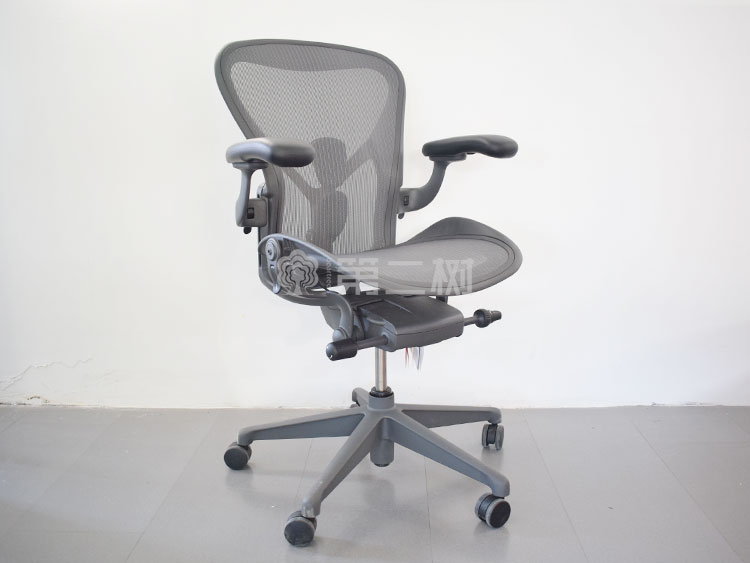 全新赫曼米勒Aeron人体工学椅办公椅电脑椅 升级款HermanMiller椅子