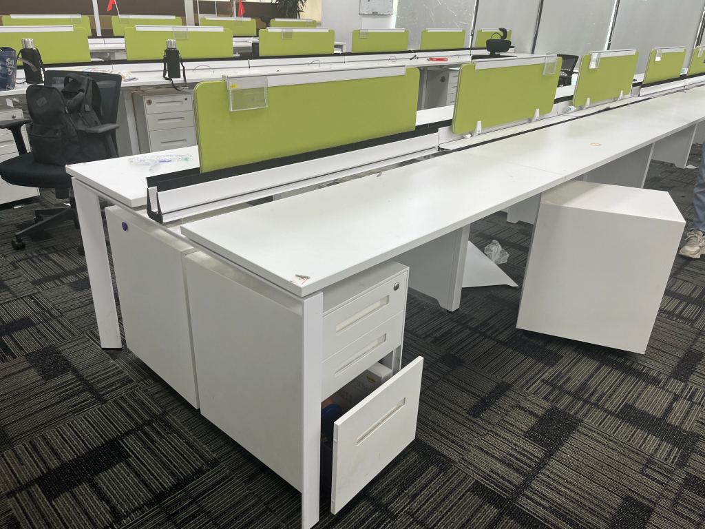 开放式二手办公桌职员桌屏风工位直条电脑桌员工桌