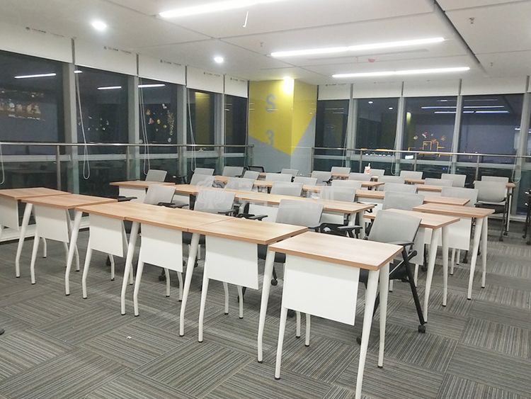 9成新欧林二手培训桌独立桌开会企业培训会议小桌子 0.6*0.5m