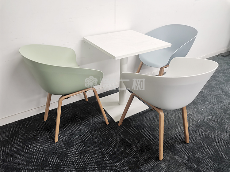 9成新欧林白色二手洽谈桌小方桌办公室会客桌椅接待桌椅