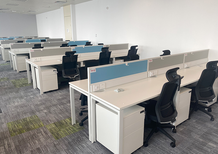 95成新诺伟二手职员屏风工位 开放式办公桌电脑桌员工桌子