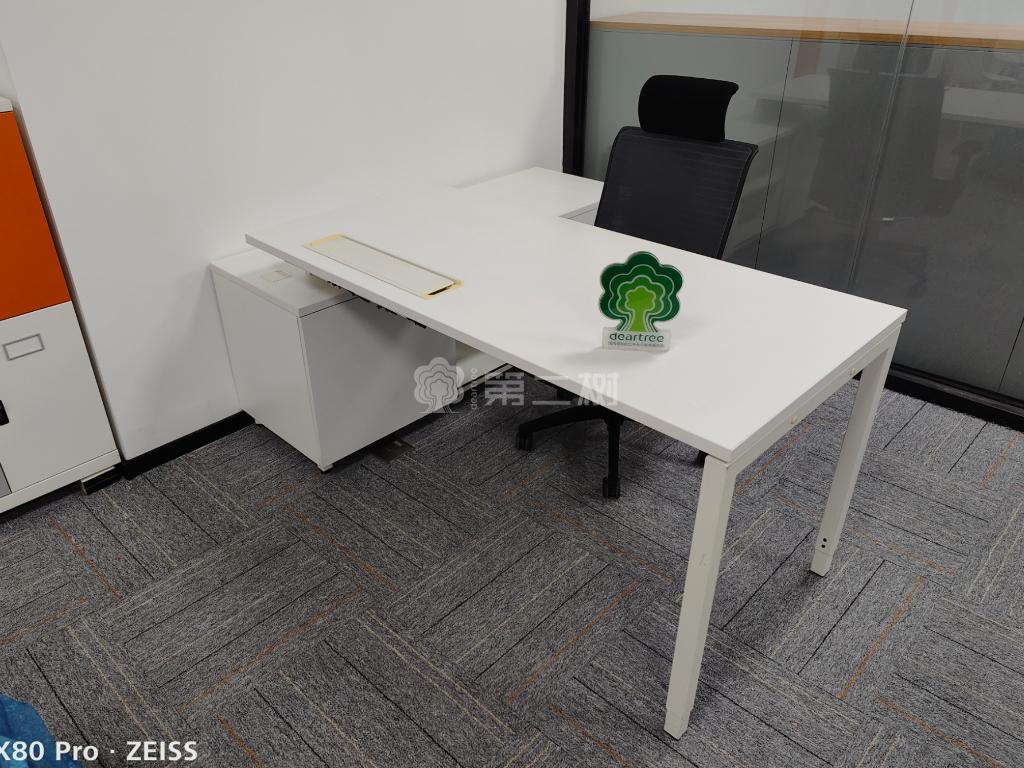 85成新白色二手经理桌L型办公桌老板桌行政主管桌子