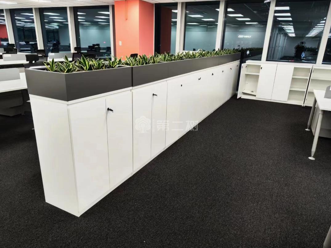 9成新木制二手文件柜储物中柜带花槽双开门柜子 可作为隔断