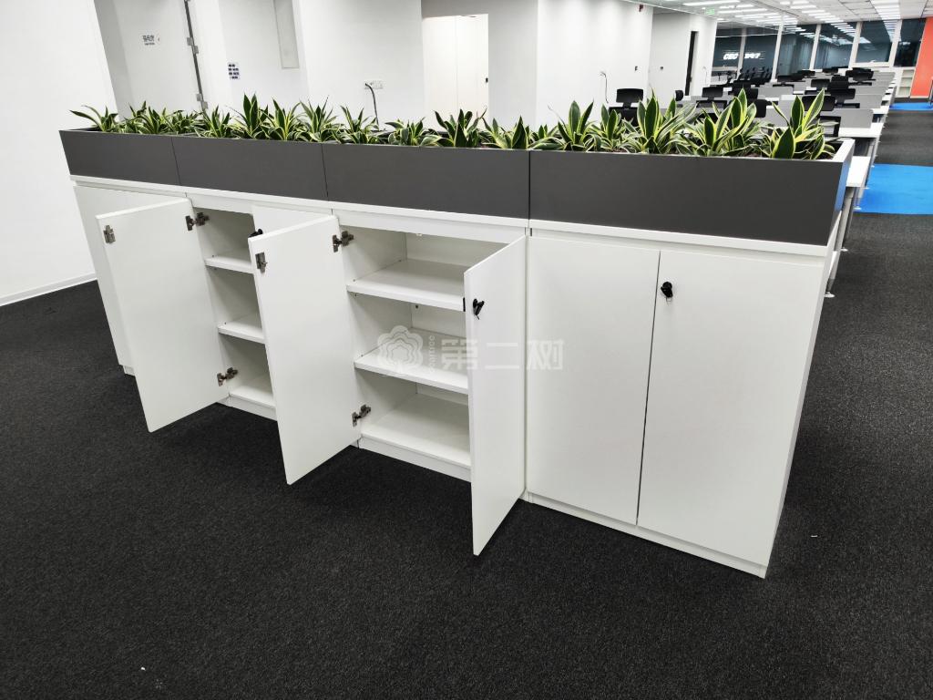 9成新木制二手文件柜储物中柜带花槽双开门柜子 可作为隔断