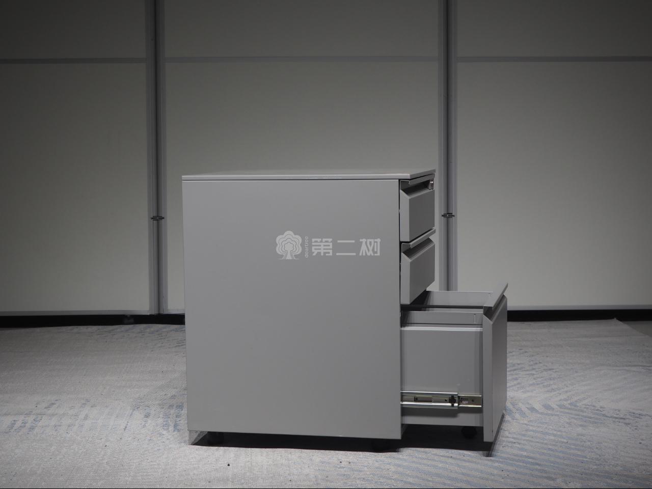 9成新钢制二手活动柜小推柜三抽桌下可移动柜子