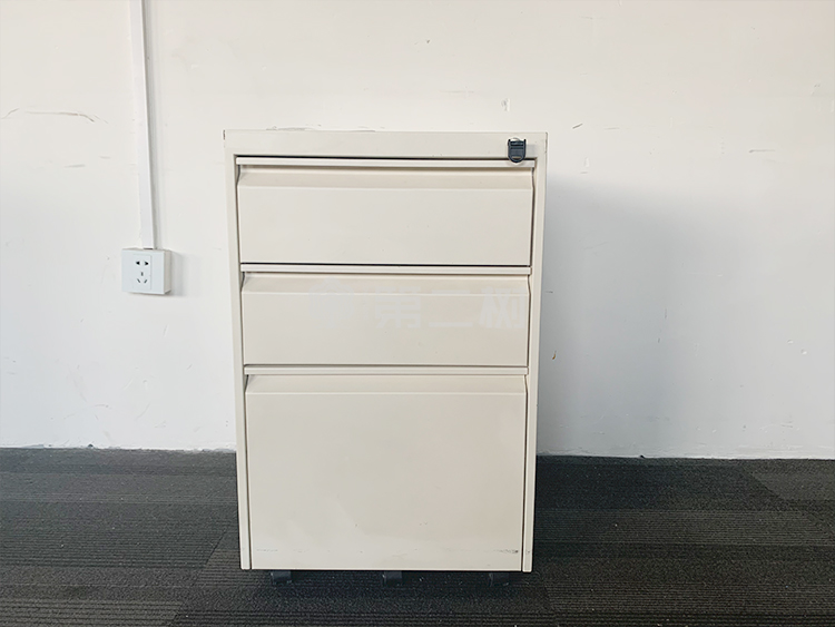 9成新钢制三抽二手小推柜桌下活动柜办公柜文件柜矮柜