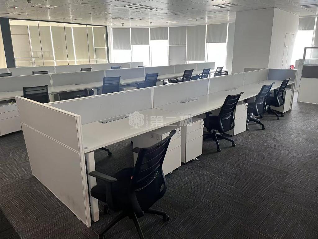 长江二手职员桌直板屏风工位员工办公桌电脑桌