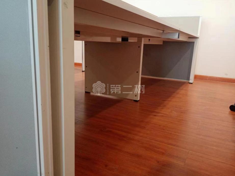 长江二手职员桌直板屏风工位员工办公桌电脑桌