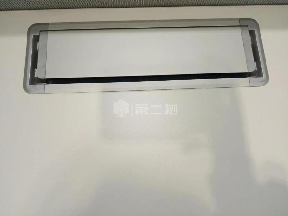 长江二手职员桌直板屏风工位员工办公桌电脑桌