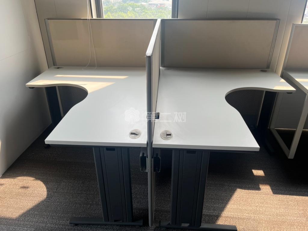 9成新品牌二手转角工位L型办公桌电脑桌职员桌屏风卡位