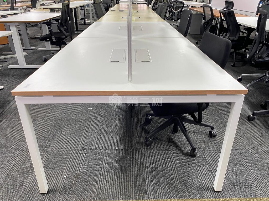 9成新玛拉蒂品牌二手职员办公桌电脑桌屏风工位卡座