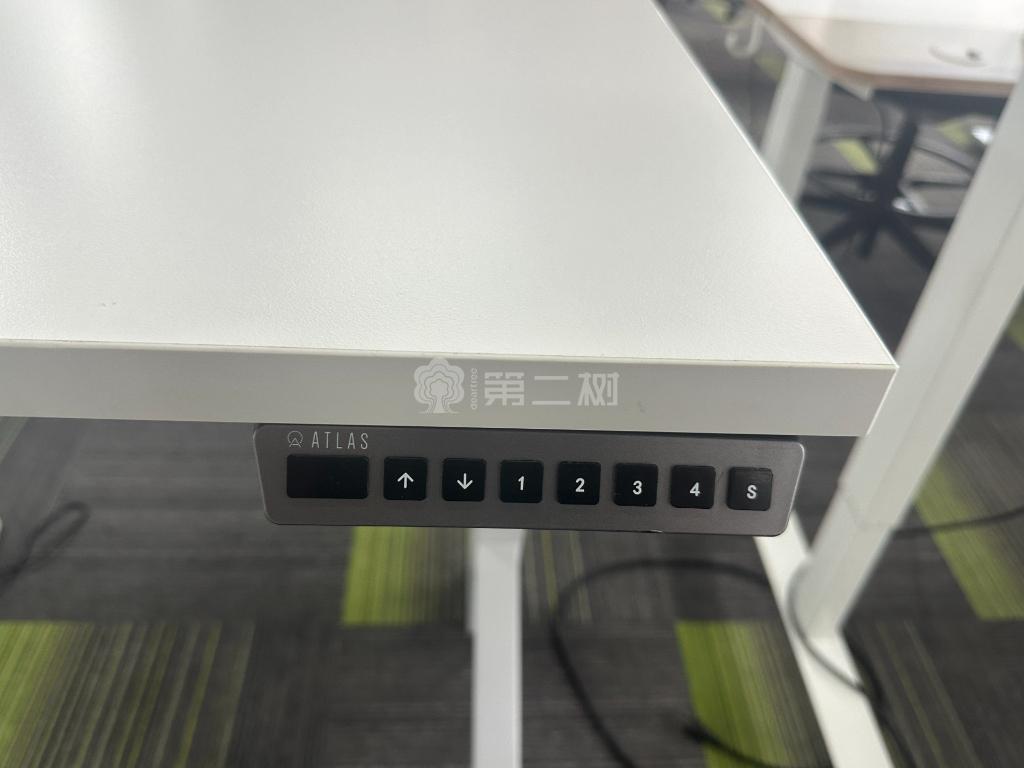 品牌二手电动升降桌办公桌电脑桌智能桌子工位