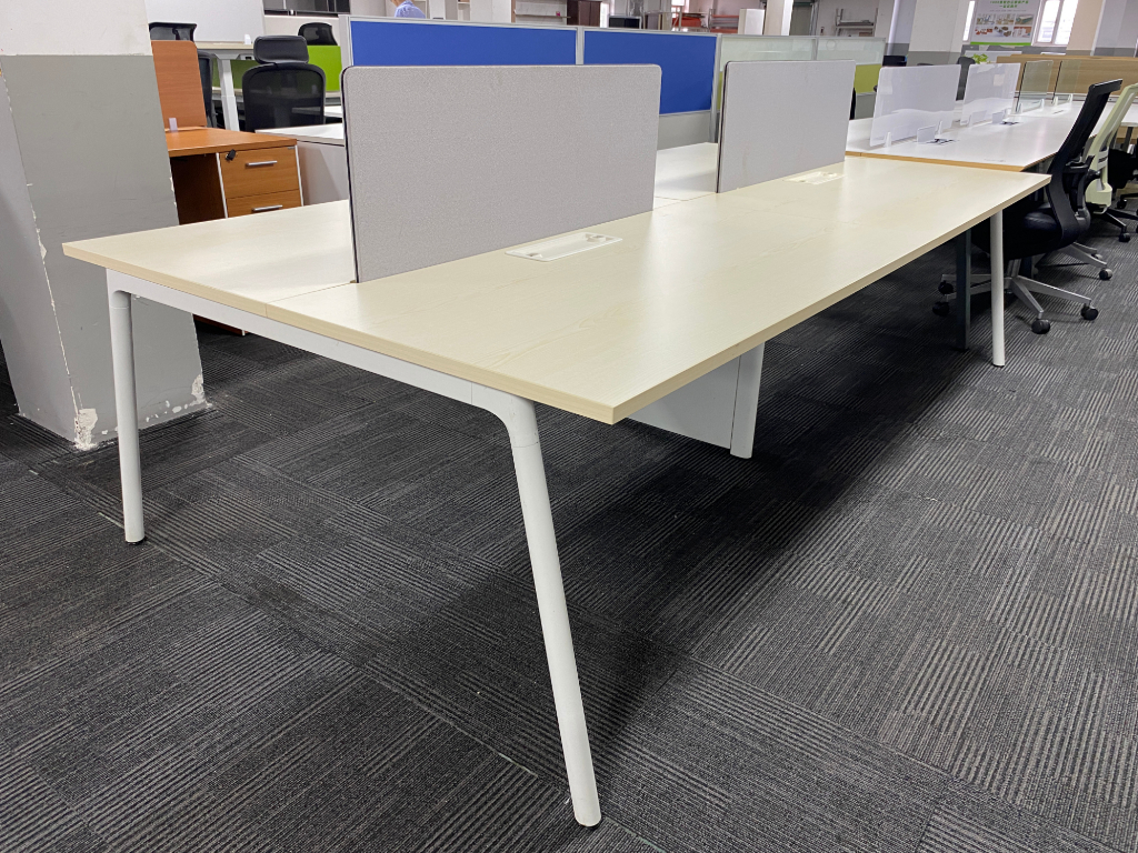 9成新枫木色二手办公桌电脑桌职员桌开放式工位员工位