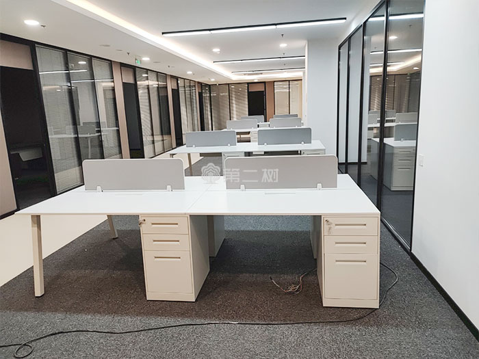 第二树用二手办公家具为上海某生物科技企业打造环保高效办公空间