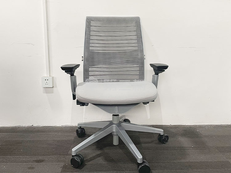 Steelcase/世楷think系列二手人体工学椅网格转椅办公椅灰色