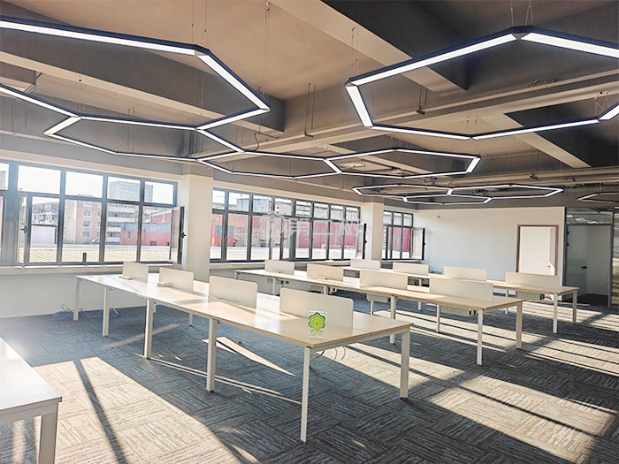 天津某置业服务公司办公家具采购案例