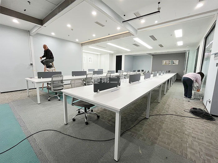 成都某游戏科技公司办公家具采购案例