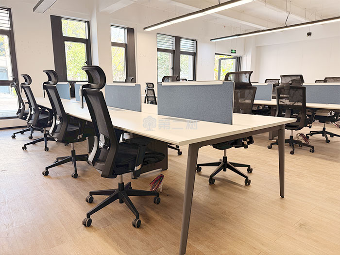 成都某游戏科技公司办公家具采购案例