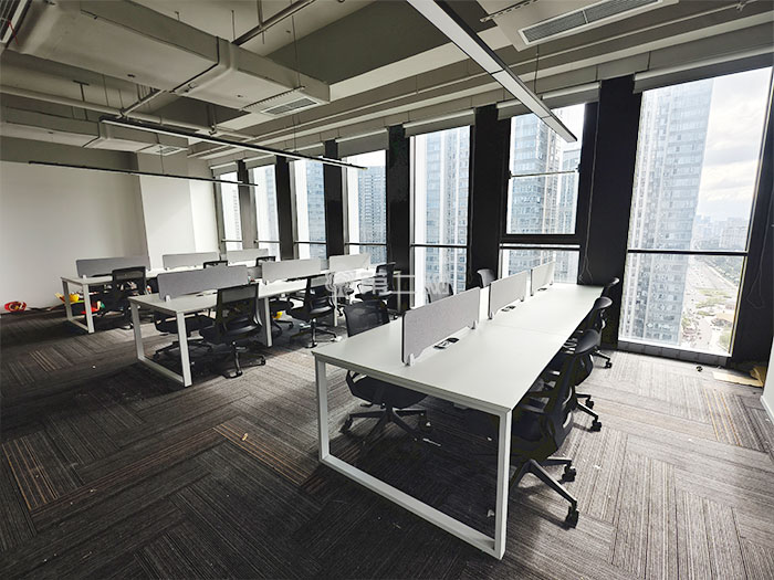 成都某商业管理公司办公家具采购案例