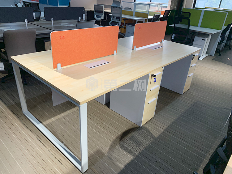 9成新圣奥二手办公桌职员电脑桌 带柜一体直条桌子屏风工位