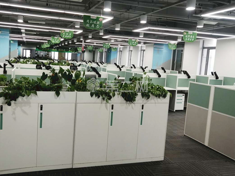 9成新百利二手办公桌高屏风工位电脑桌职员办公桌 可配显示器支架