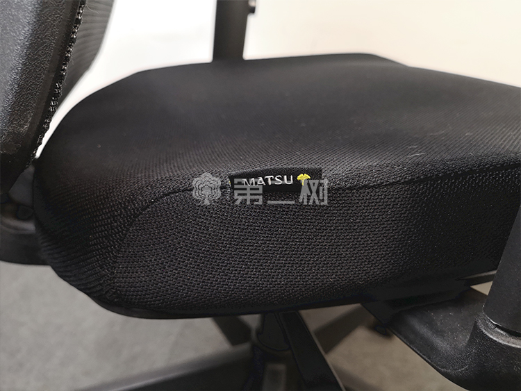 9成新玛祖铭立二手电脑椅办公椅带腰托职员椅网布转椅