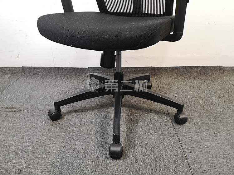 9成新诺伟二手简约办公椅电脑椅职员椅 舒适升降转椅