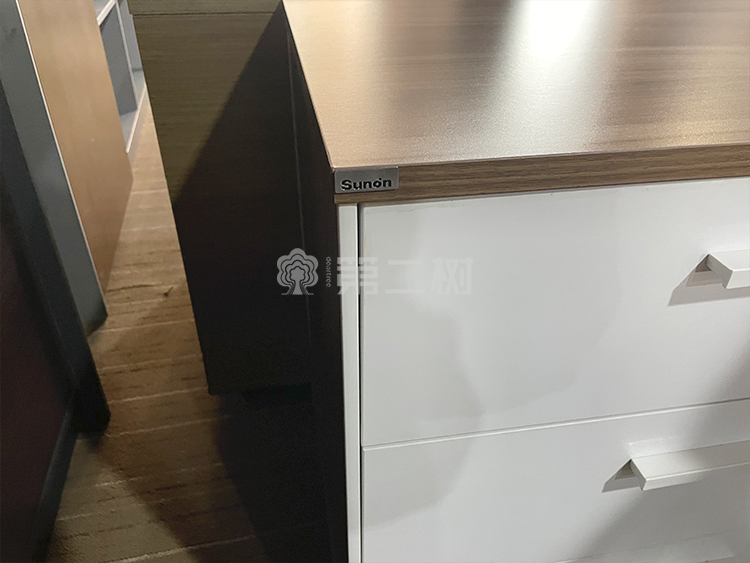 9成新圣奥二手老板桌经理桌主管行政桌子L型办公桌 带副柜