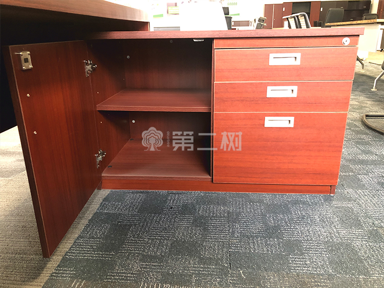 9成新励致二手班台实木经理桌职员桌老板办公桌电脑桌 带副柜