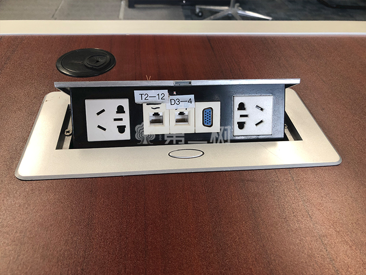 9成新励致二手班台实木经理桌职员桌老板办公桌电脑桌 带副柜