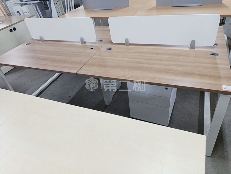 9成新开放式二手办公桌电脑桌职员屏风工位直条桌子 4/8人位