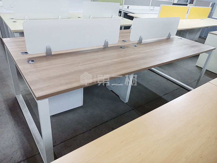 9成新开放式二手办公桌电脑桌职员屏风工位直条桌子 4/8人位
