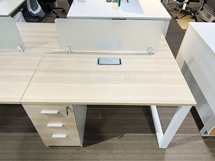 9成新枫木色二手开放式工位员工办公桌电脑桌子 1.2米尺寸