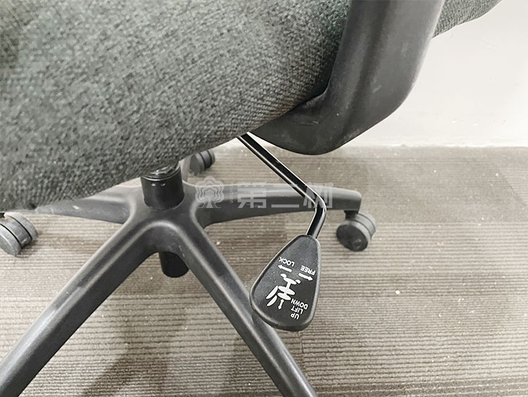 9成新圣奥二手办公椅电脑椅职员椅网布转椅二手椅子