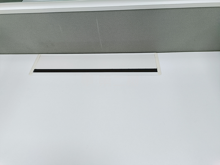 9成新高屏风二手办公桌直条电脑桌三面屏风工位职员桌子1.1米尺寸