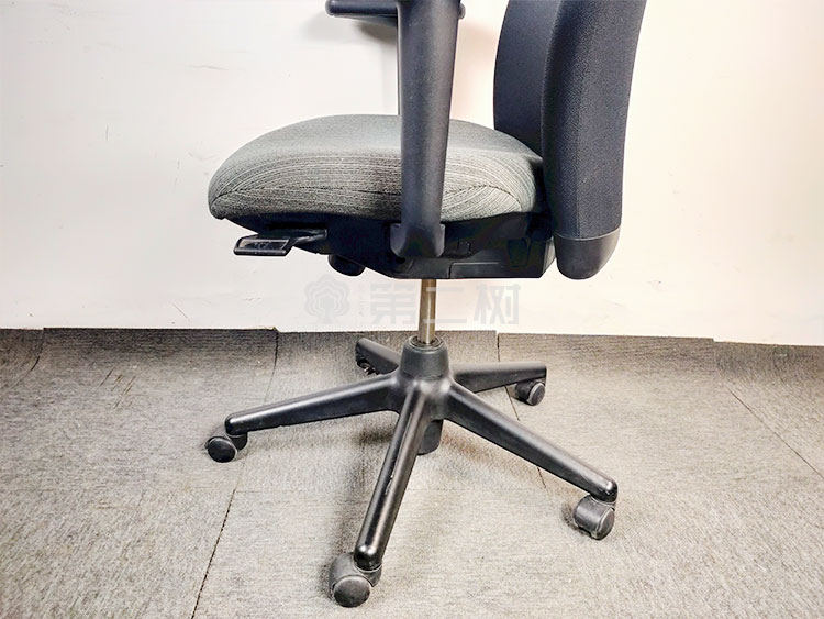 85成新海沃氏Look系列二手办公椅人体工学椅电脑椅职员椅 低配