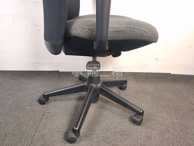 85成新海沃氏Look系列二手办公椅人体工学椅电脑椅职员椅 低配