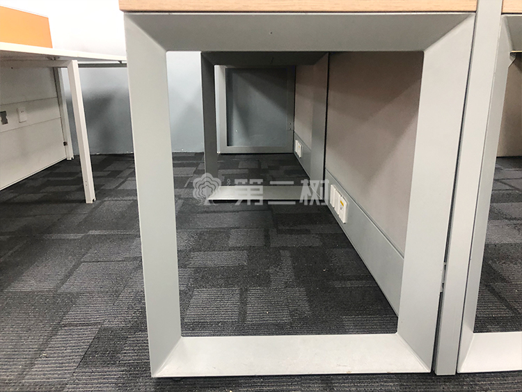 圣奥二手办公桌直条屏风工位电脑桌职员桌 2/4/6人位