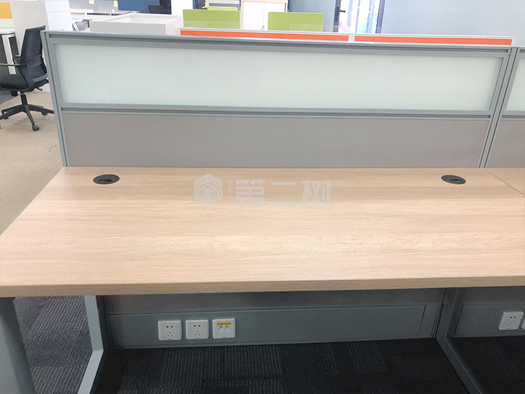 圣奥二手办公桌直条屏风工位电脑桌职员桌 2/4/6人位