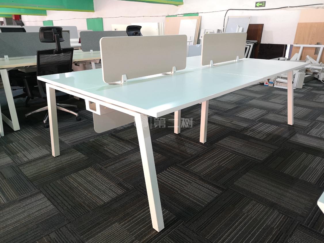 9成新开放式二手办公桌电脑桌屏风工位职员桌子