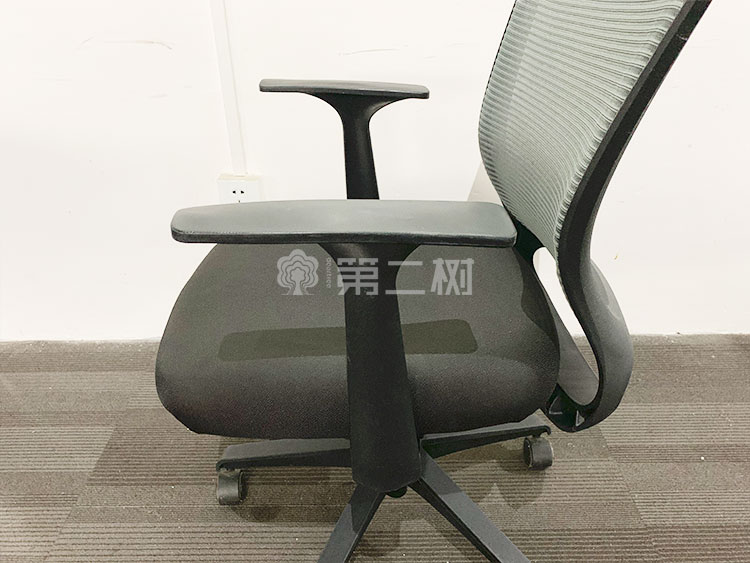 9成新玛拉蒂品牌二手办公椅电脑椅职员椅网布转椅