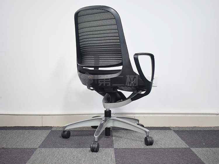 9成新冈村Okamura二手Luce人体工学椅办公椅
