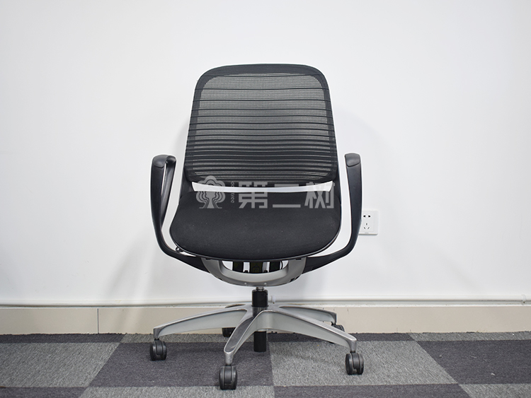 9成新冈村Okamura二手Luce人体工学椅办公椅