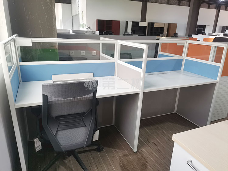 9成新诺伟二手办公桌高屏风工位电脑桌职员直条桌子 2/4/6人位