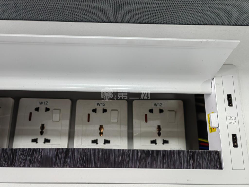 9成新开放式二手办公桌员工工位职员电脑桌子