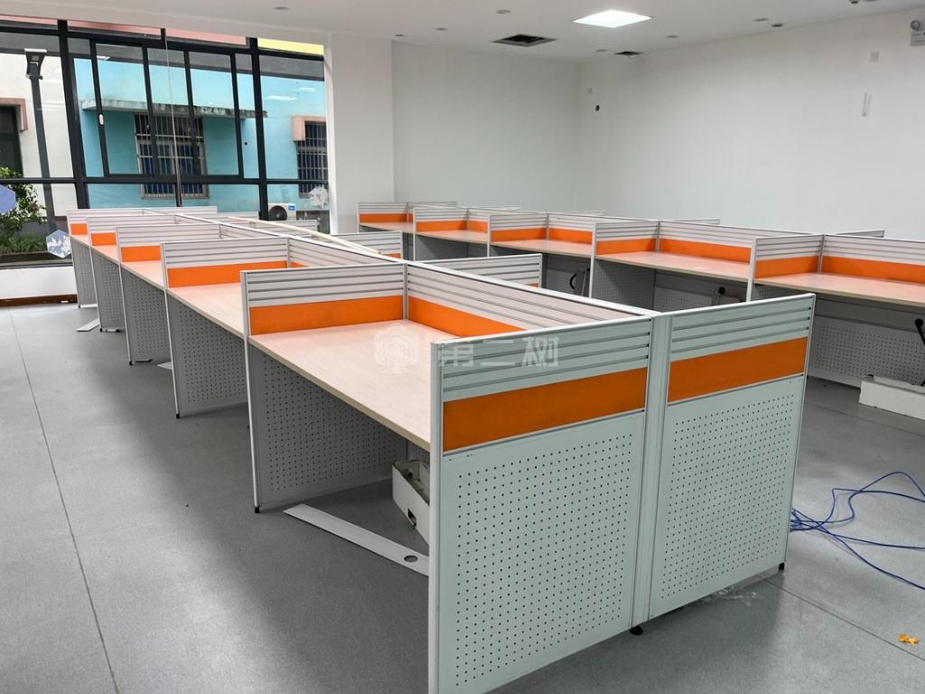 9成新百利文仪二手办公桌电脑桌职员桌子屏风工位