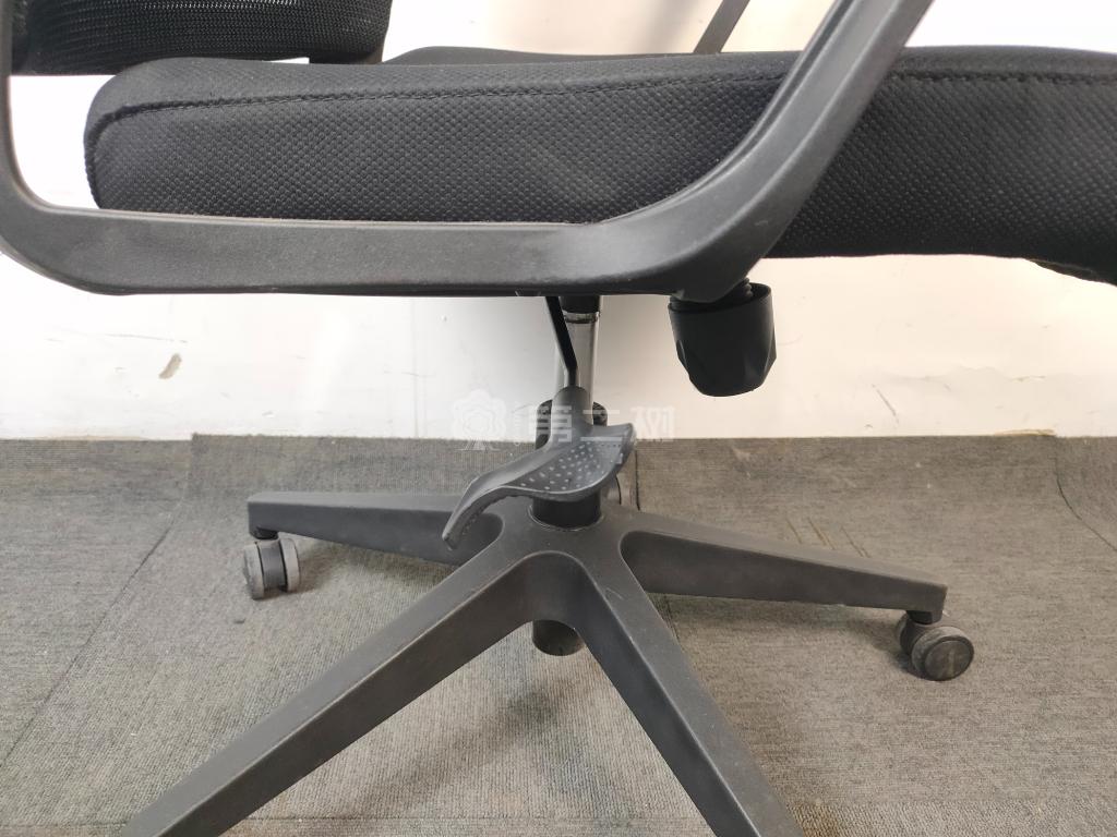 9成新国产品牌二手网布转椅办公椅电脑椅职员椅黑色