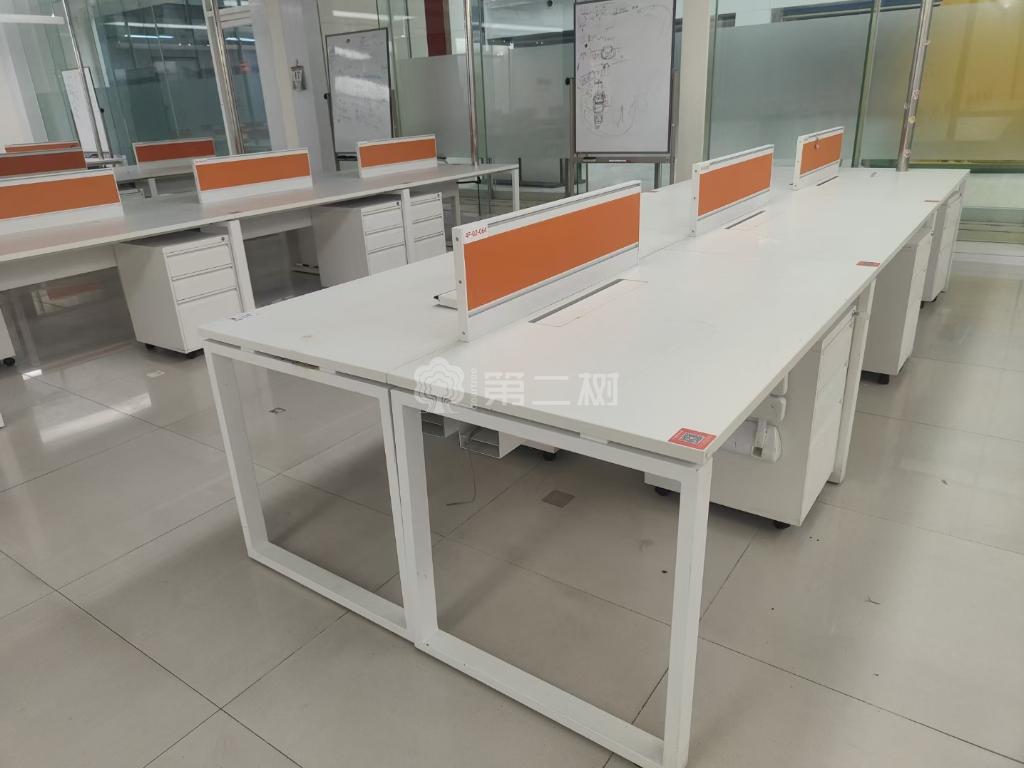 9成新Mastu/玛祖铭立二手开放式工位员工办公桌电脑桌