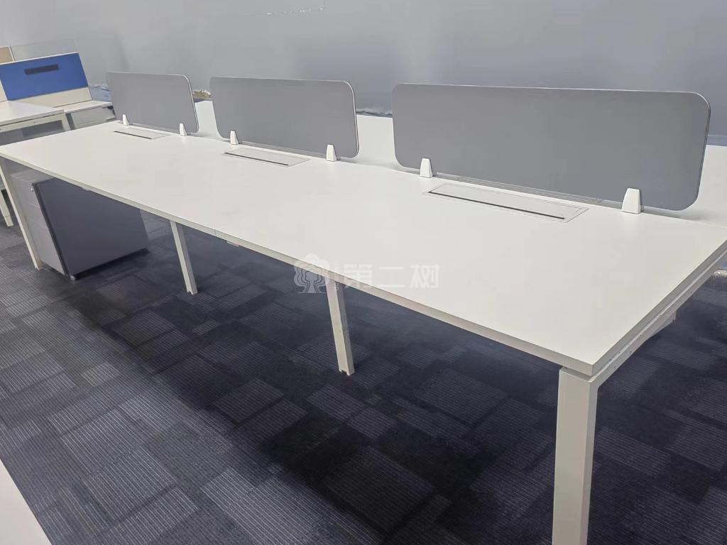 9成新国产品牌二手开放式屏风工位员工办公桌电脑桌