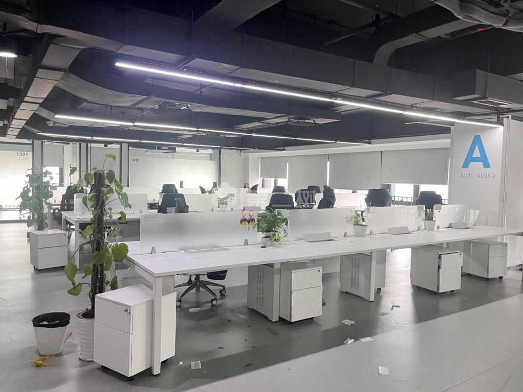 9成新欧林二手开放式工位员工办公桌职员桌卡座